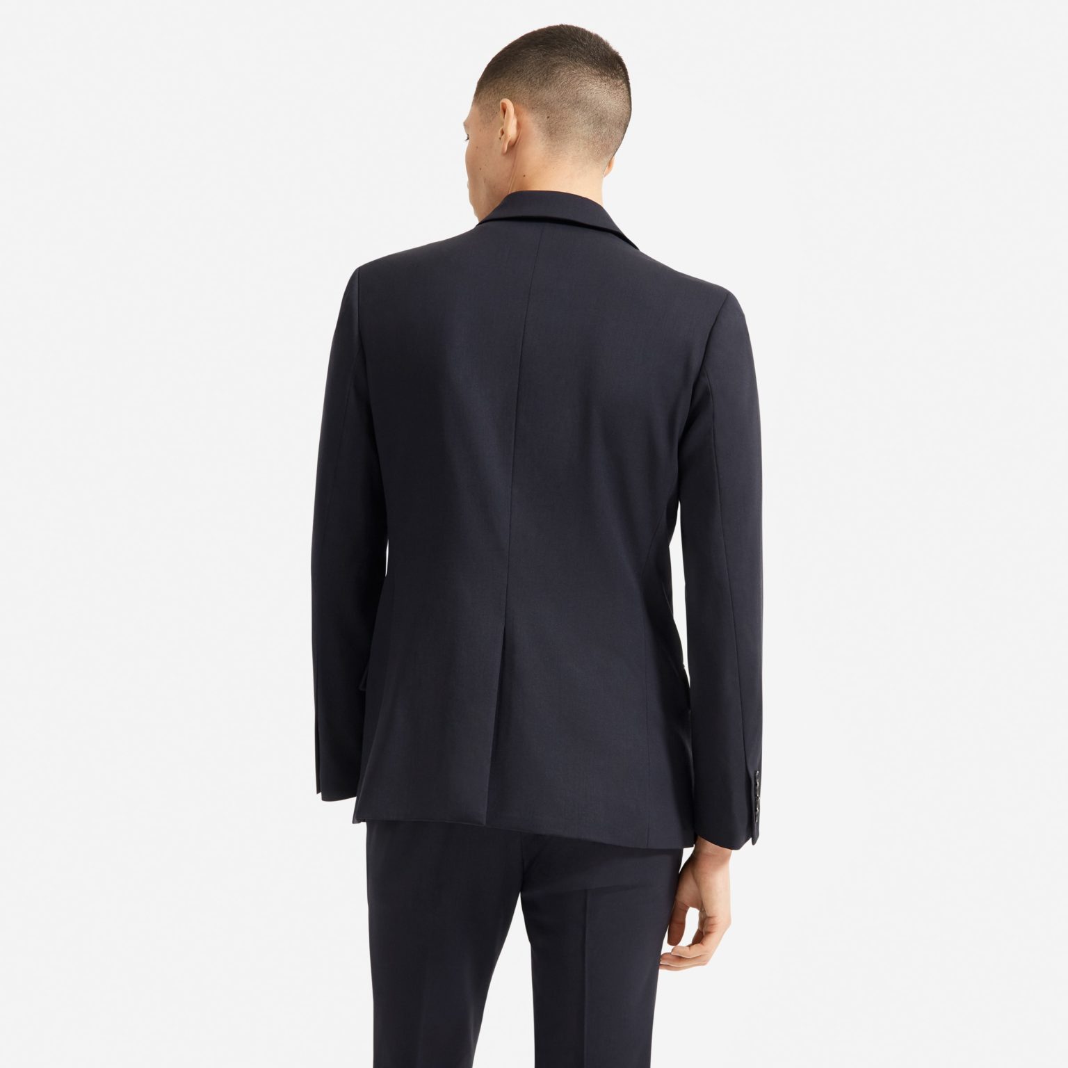 Everlane’s $300 Italian Wool Suit Is a Gamechanger | Albert Review